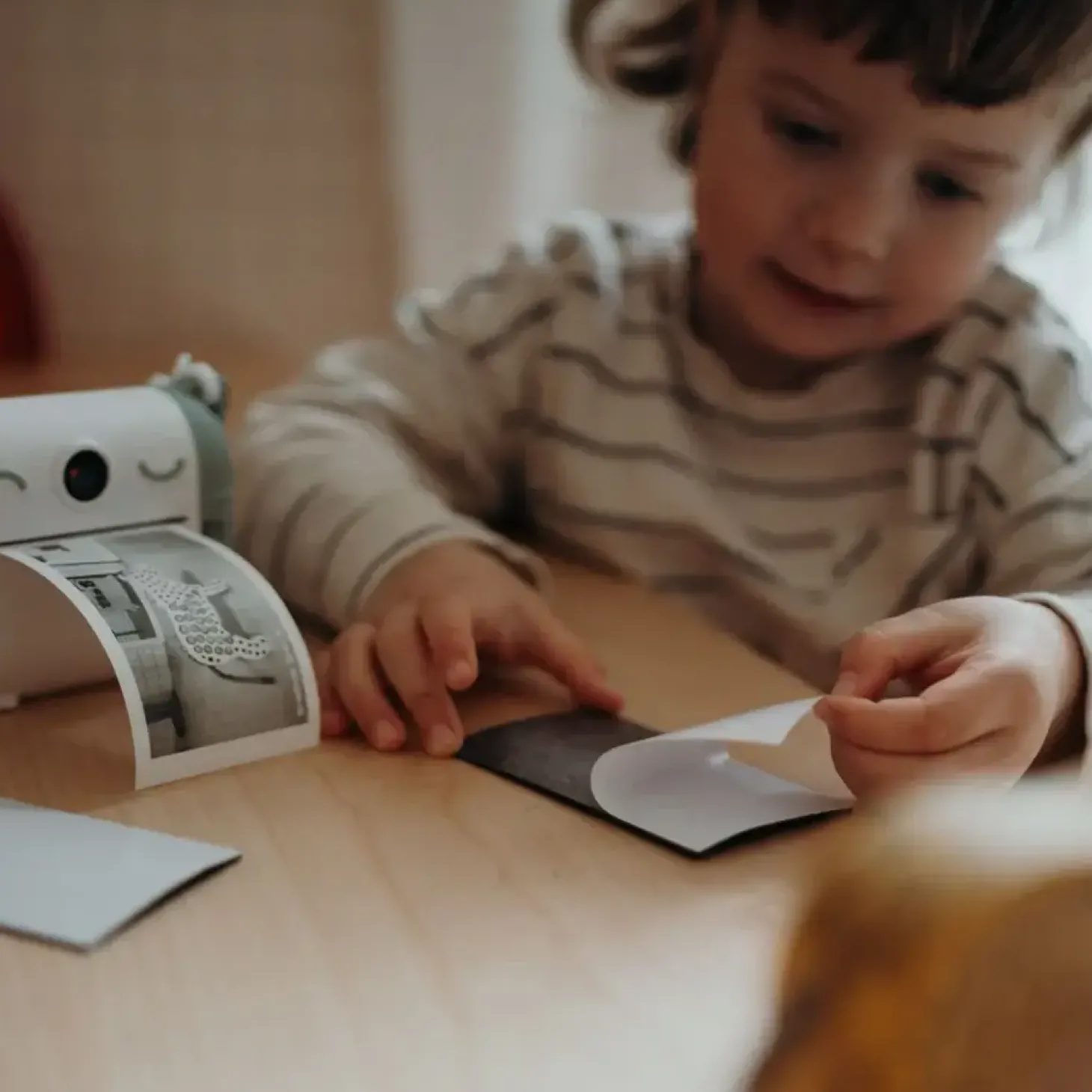 Rolki papieru termicznego samoprzylepnego do aparatu KIDYROLL