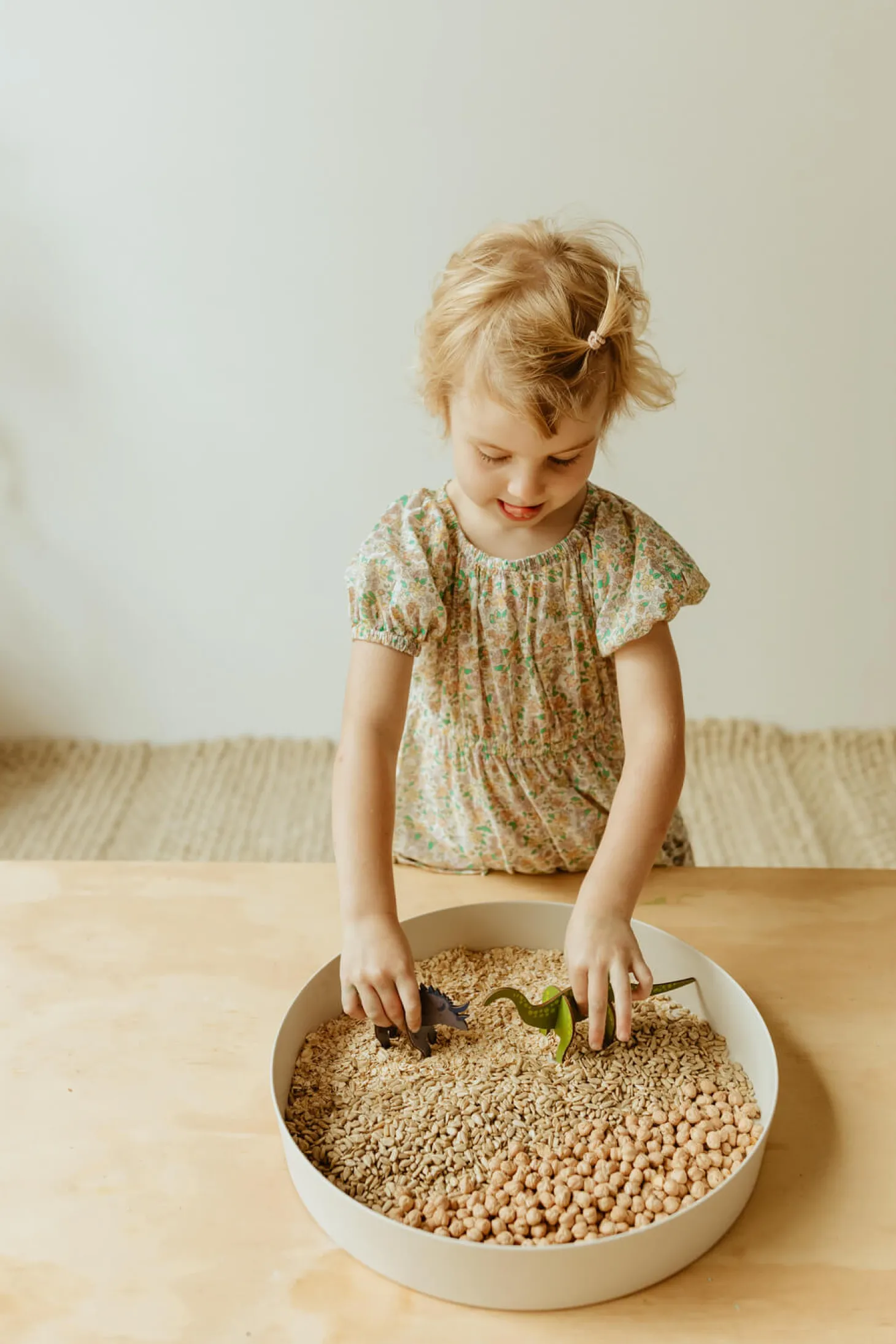 Tacka sensoryczna Play Tray 2w1 - Sage
